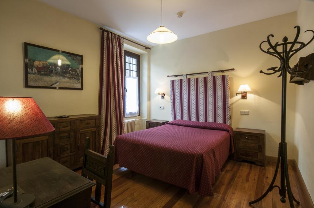 Hostal Ayestaran II Lekunberri Extérieur photo